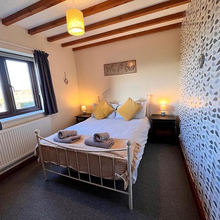 4 Bedroom Detached Farmhouse Mountain Views Beaumaris Luaran gambar