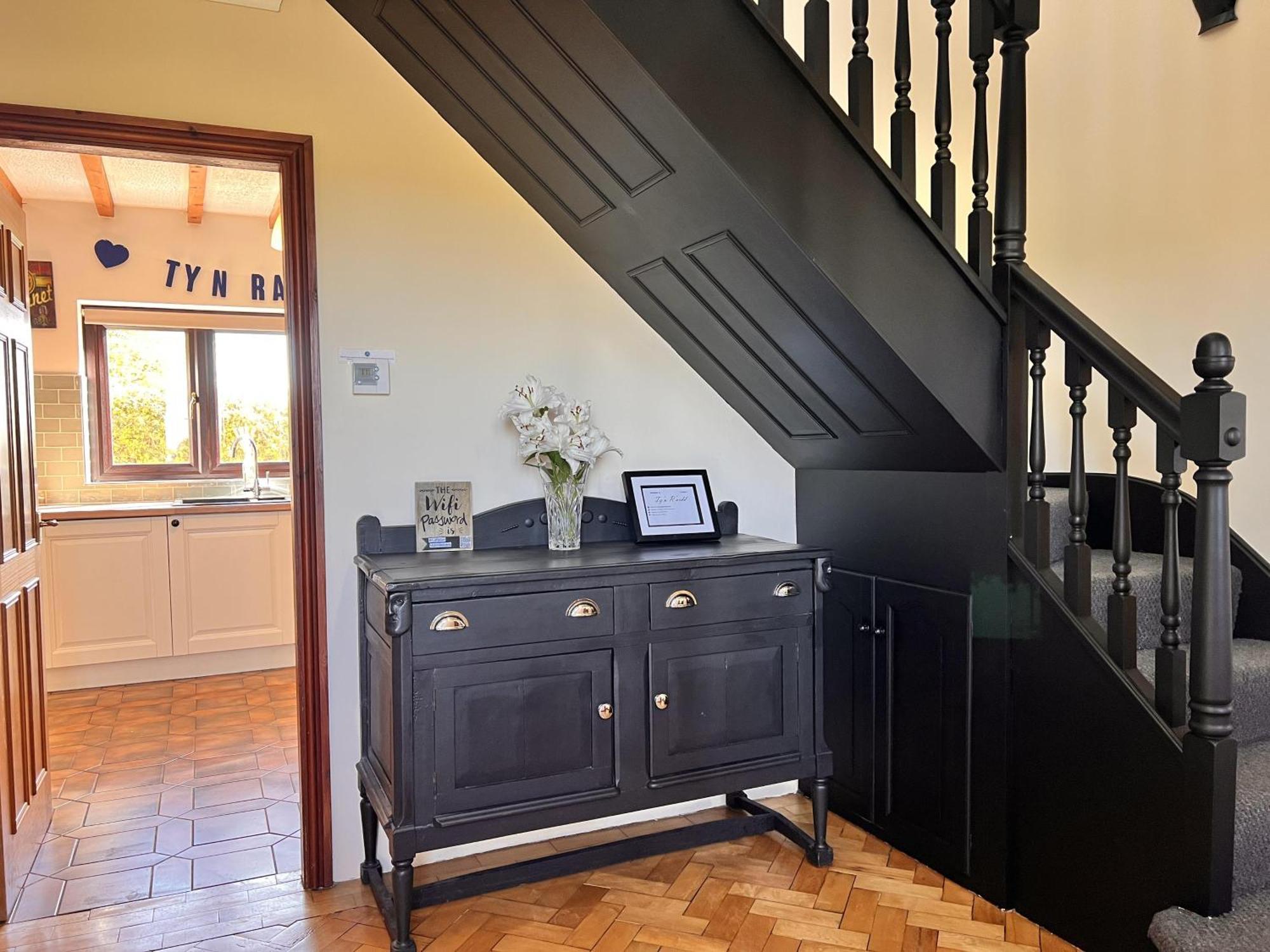 4 Bedroom Detached Farmhouse Mountain Views Beaumaris Luaran gambar